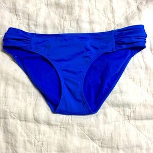 Athleta classic ruched bikini bottom